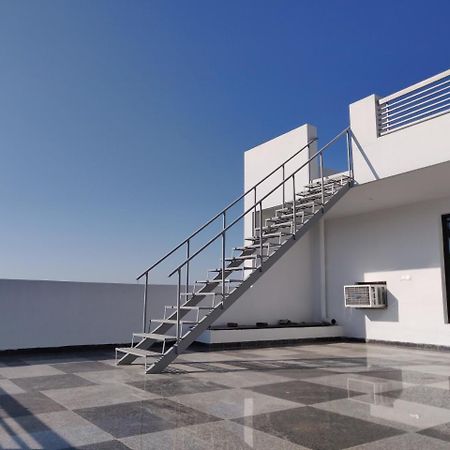 Pride Home Nayagaon Екстер'єр фото