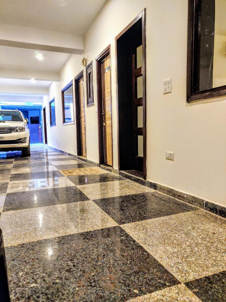 Pride Home Nayagaon Екстер'єр фото